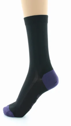 Clearance Berthe Aux Grands Pieds Chaussettes en soie noir-raisin