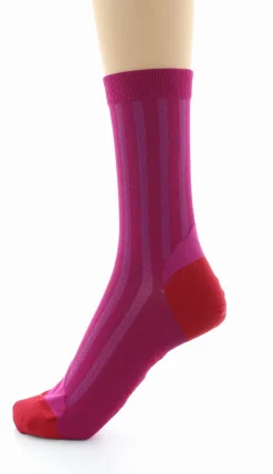 Sale Berthe Aux Grands Pieds Chaussettes en soie Rose et Rouge