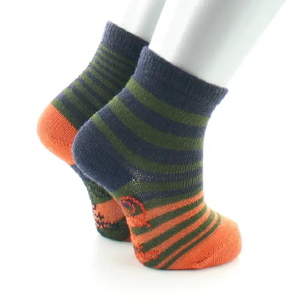 Fashion Berthe Aux Grands Pieds Chaussettes Enfant Rayures Asymétriques kaki et marine