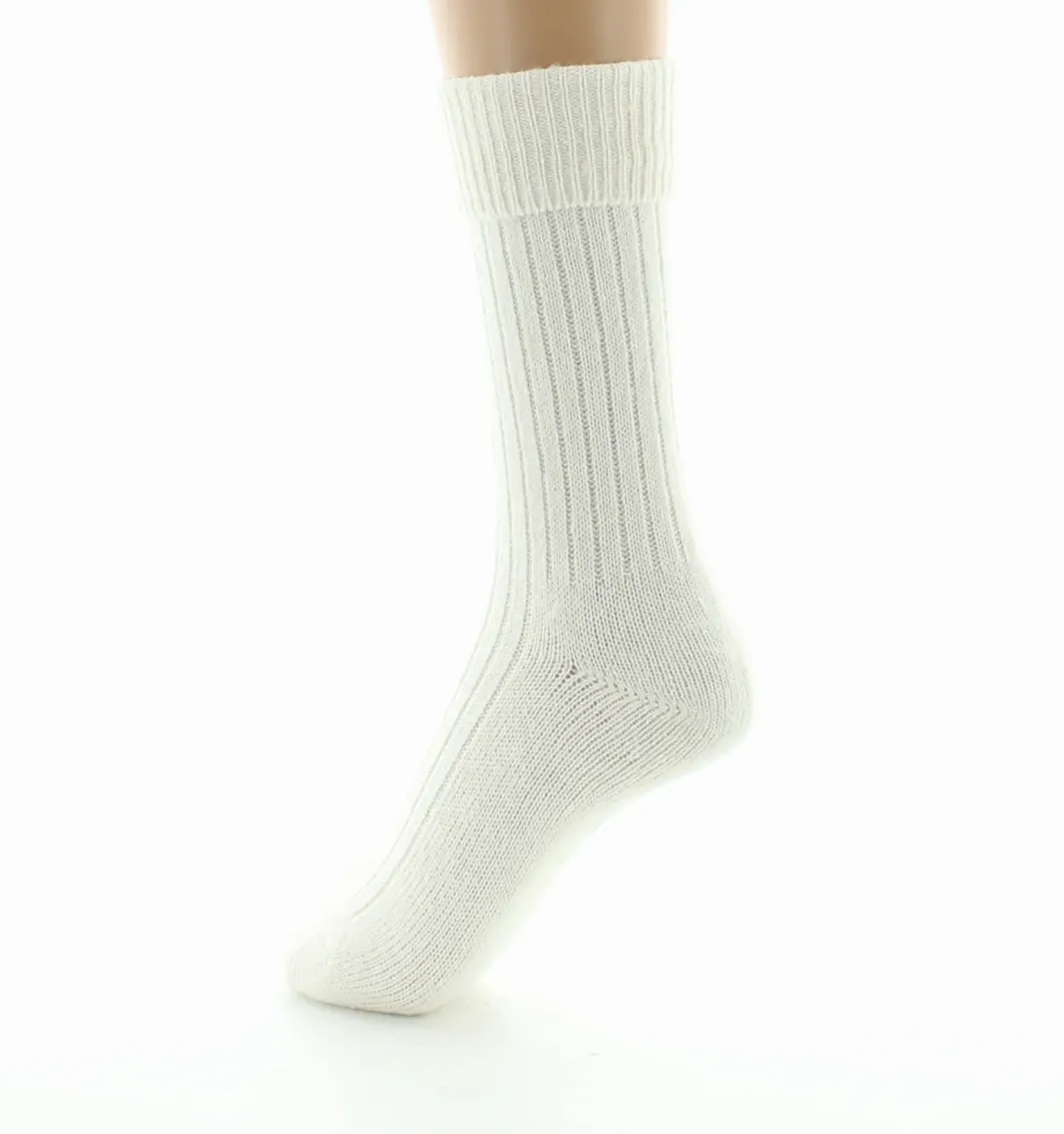 New Berthe Aux Grands Pieds Chaussettes femme laine et acrylique écru