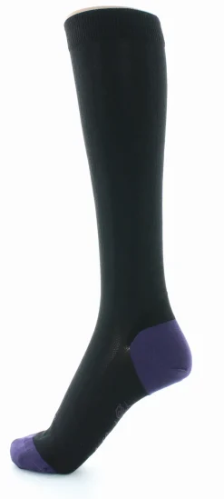 Online Berthe Aux Grands Pieds Chaussettes hautes en soie noir-raisin