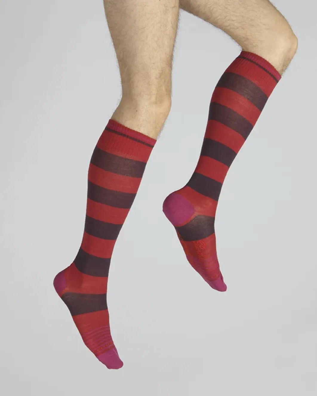 New Berthe Aux Grands Pieds Chaussettes Hautes Grosses Rayures Rouge Et Bordeaux