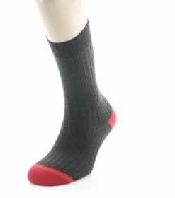 Outlet Berthe Aux Grands Pieds Chaussettes homme laine peignée marron et rouge
