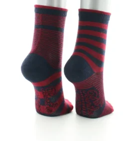 Sale Berthe Aux Grands Pieds Chaussettes Rayures asymétriques rouges