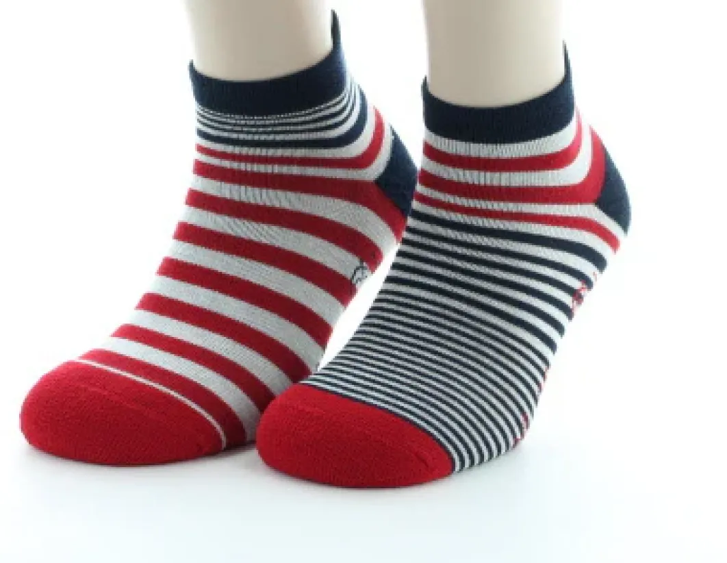 Best Berthe Aux Grands Pieds Socquettes de sport Homme Rayures Asymétriques